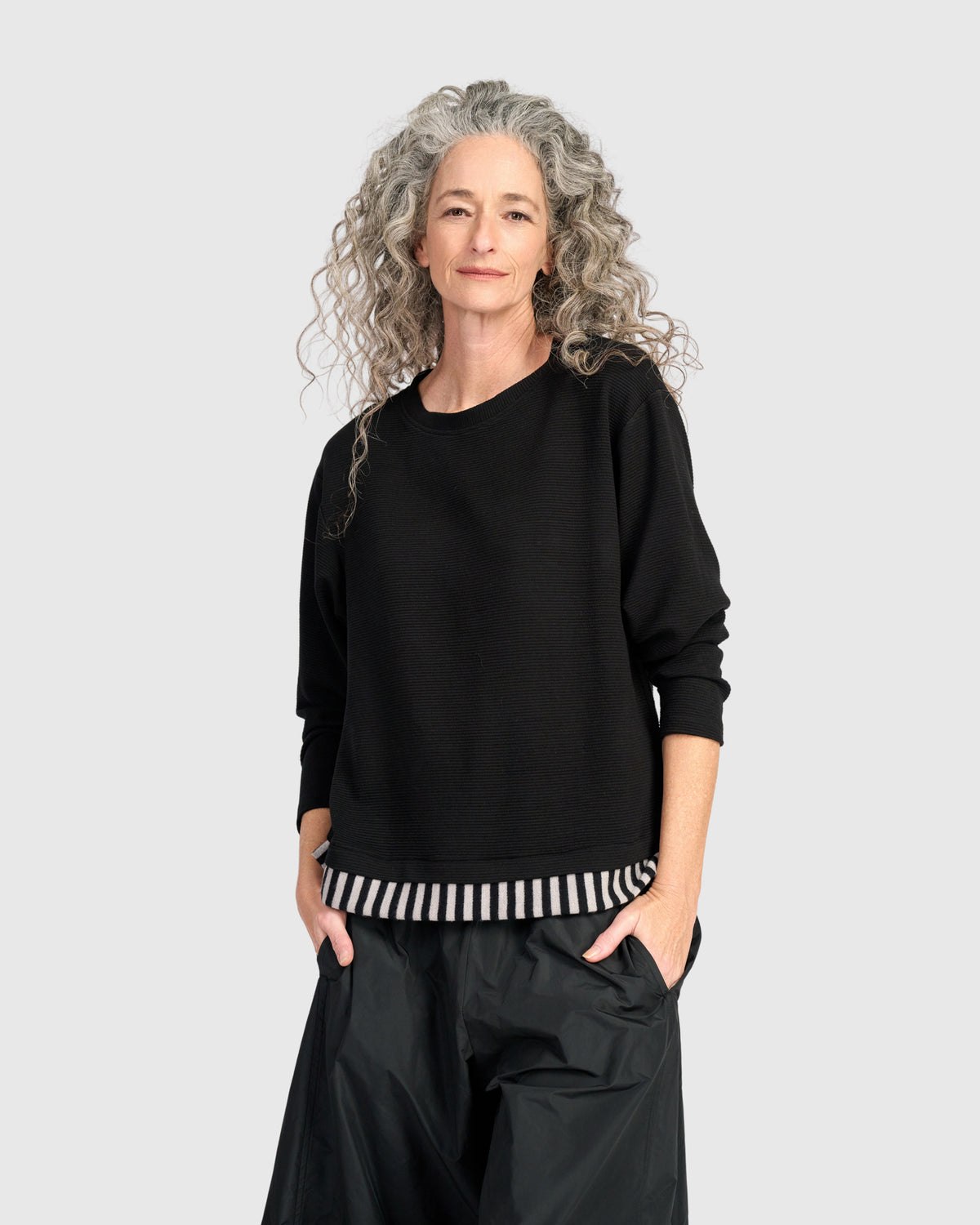 ALEMBIKA URBAN top MIXI
