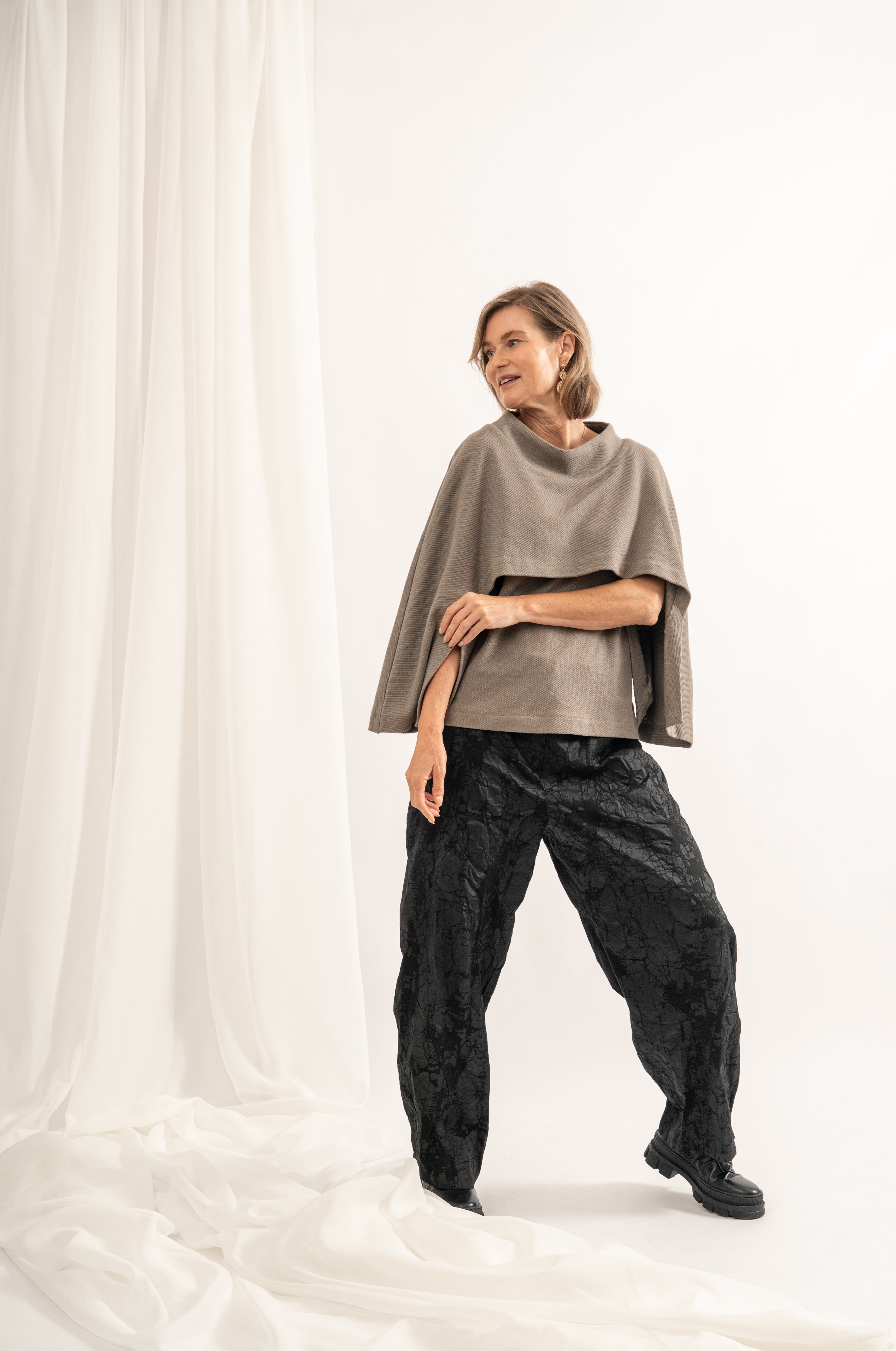 LOTUS EATERS pullover KONI