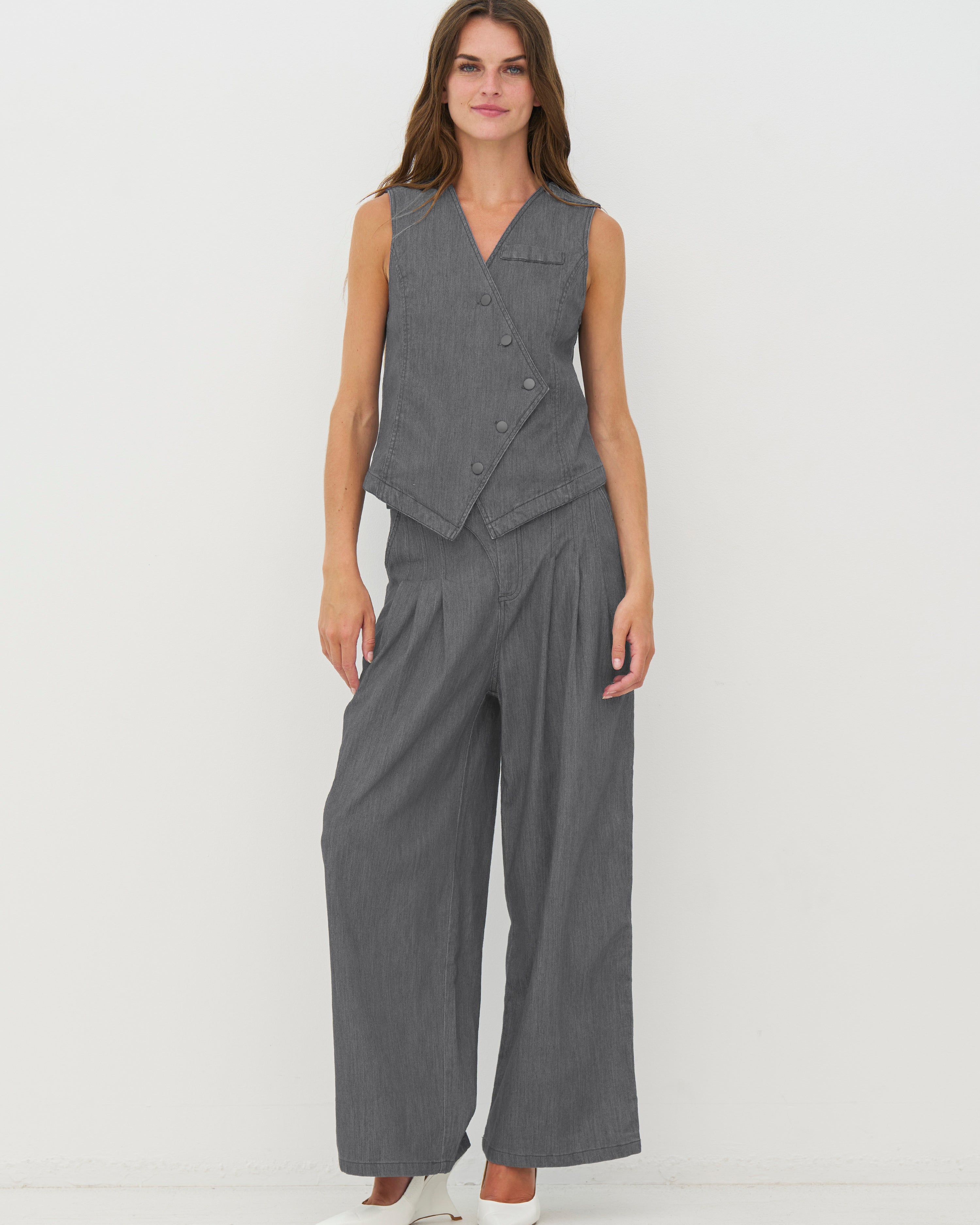 NÜ DENMARK trousers CARLENE