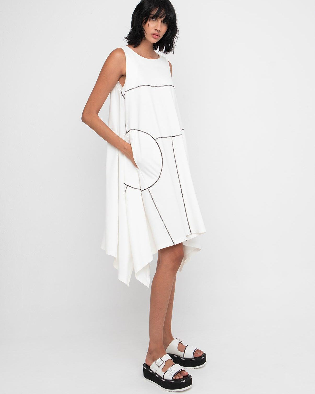 OZAI N KU travel tuniek DYFUS