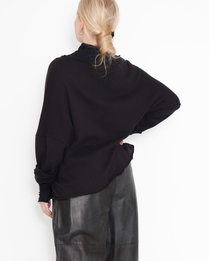 SORT AARHUS oversized sweater ALMIND