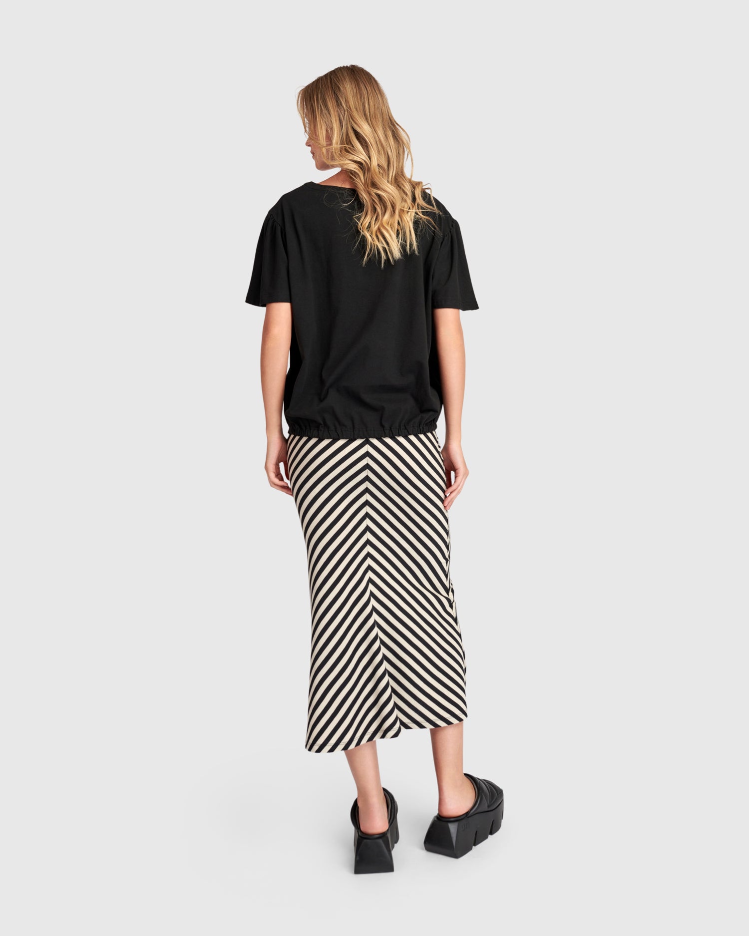 ALEMBIKA URBAN rok STRIPE