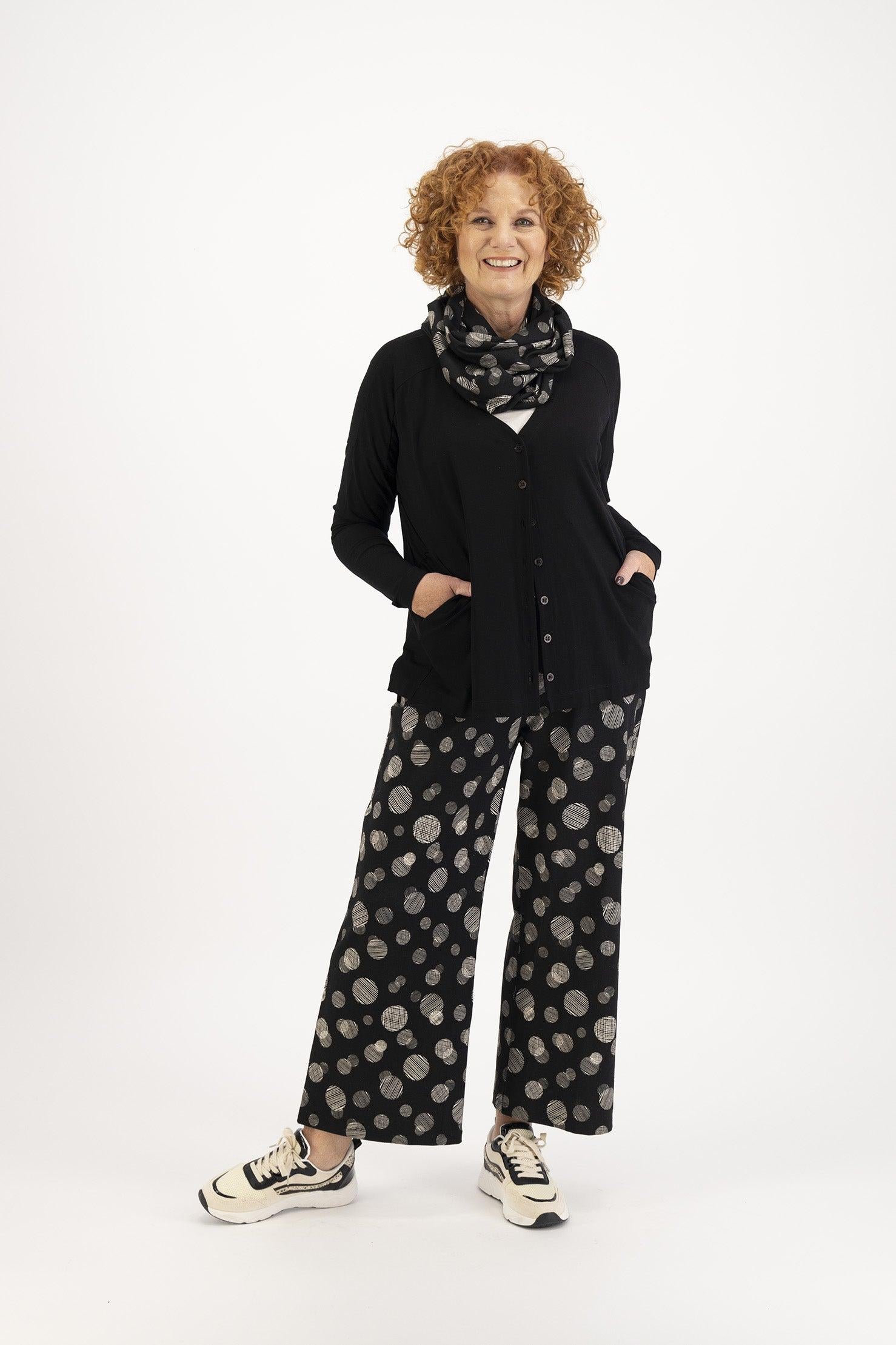 LEEZZA vest ERIKA zwart