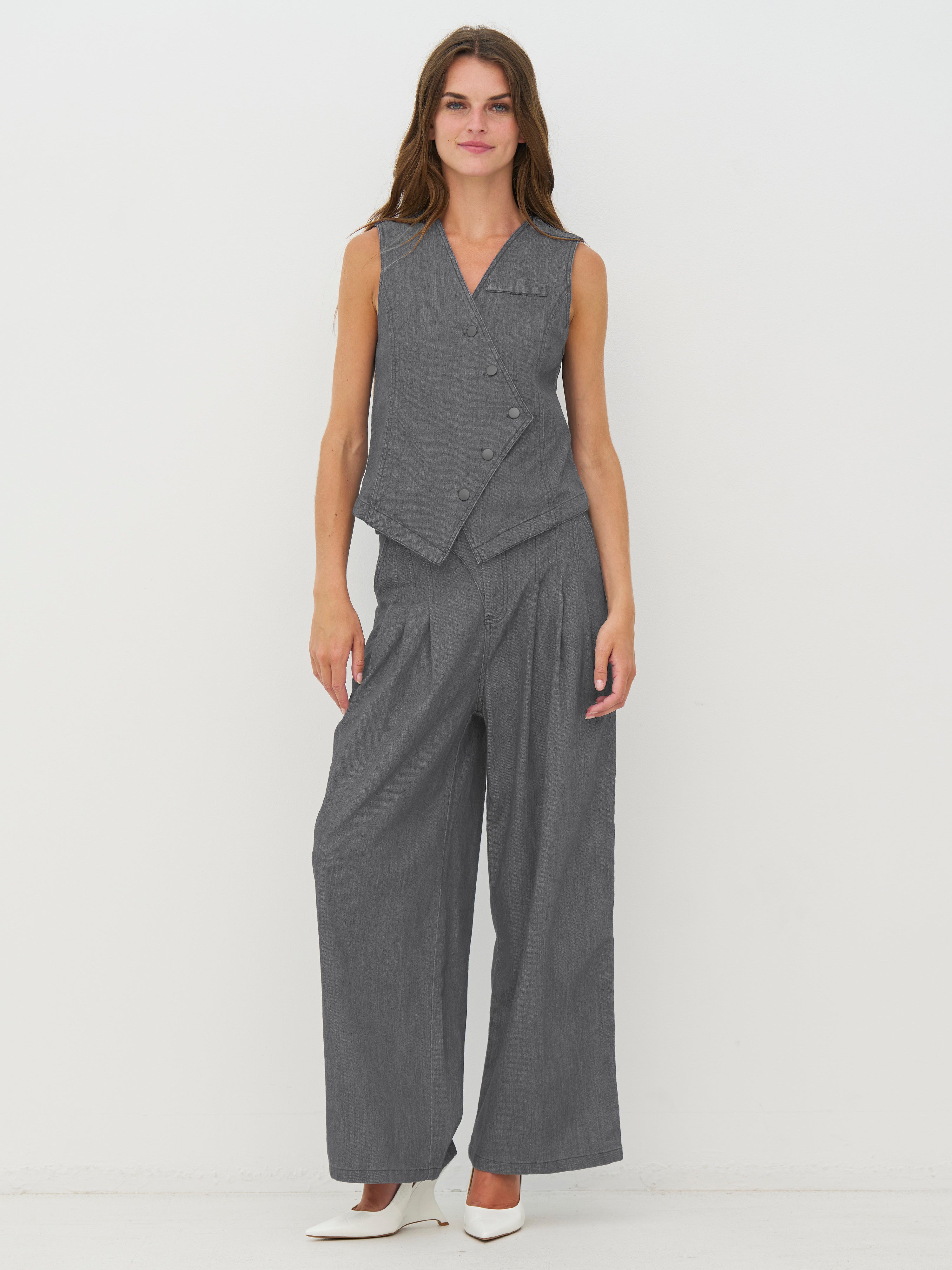 NÜ DENMARK trousers CARLENE