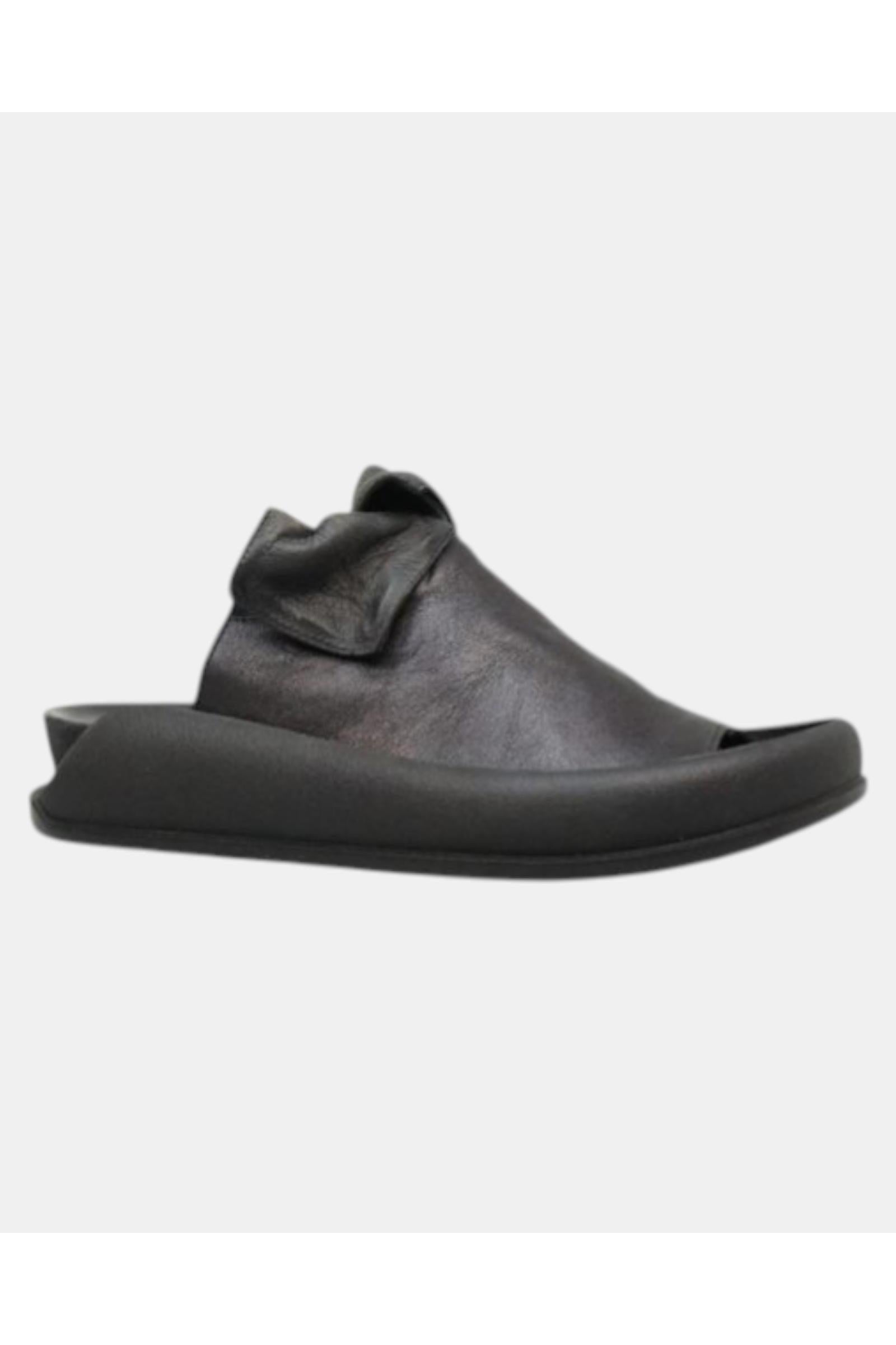 PAPUCEI slipper RHYELA TOVIEN