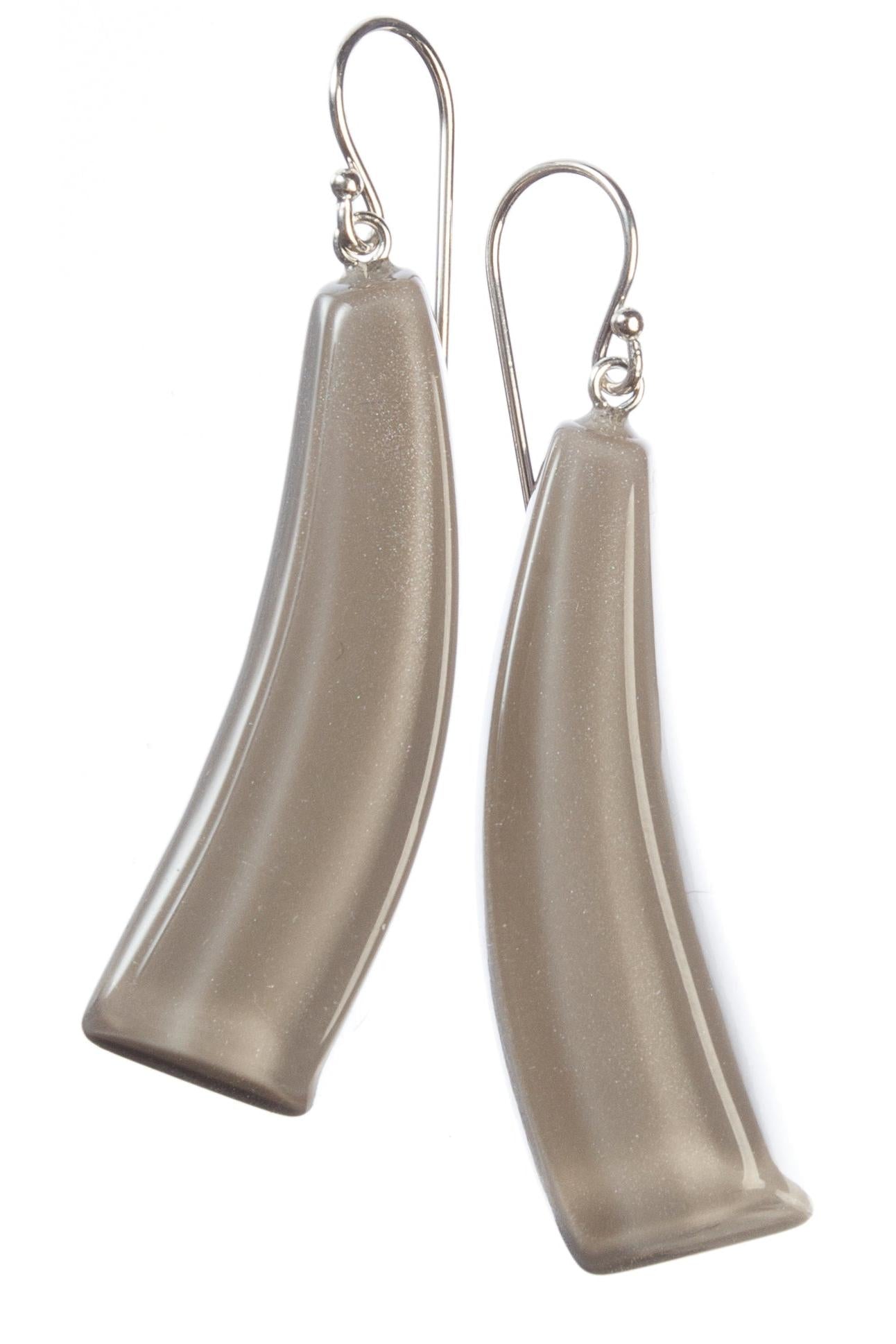 ZSISKA oorbellen EMOCION - taupe lang